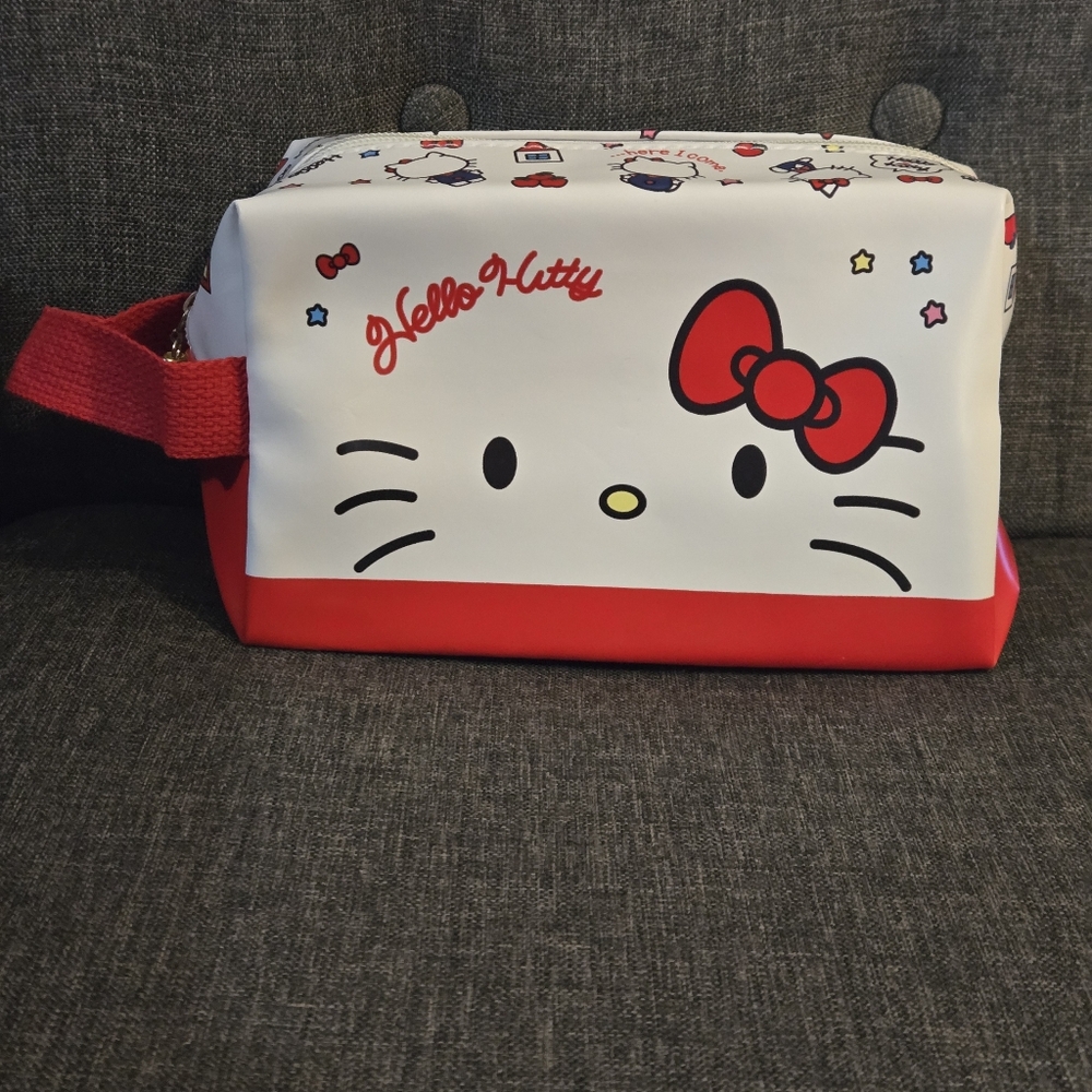 Hello Kitty Red and White Bag